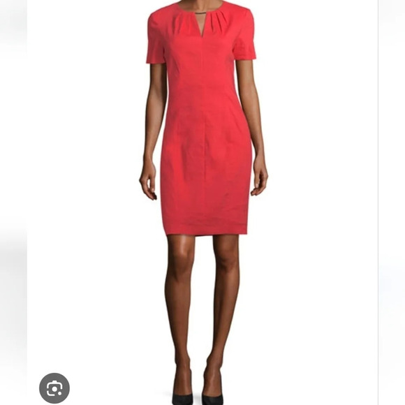 Elie Tahari Dresses & Skirts - Elie Tahari Lucetta V neck red dress